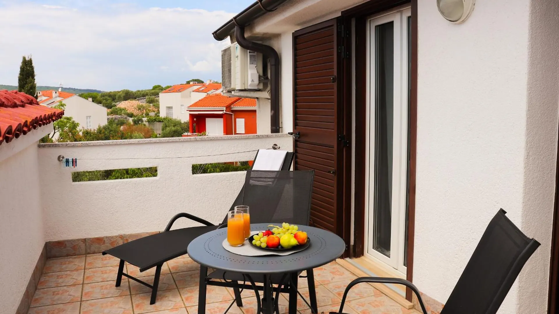 Private Room With Terrace And Free Parking Krk Town Croazia