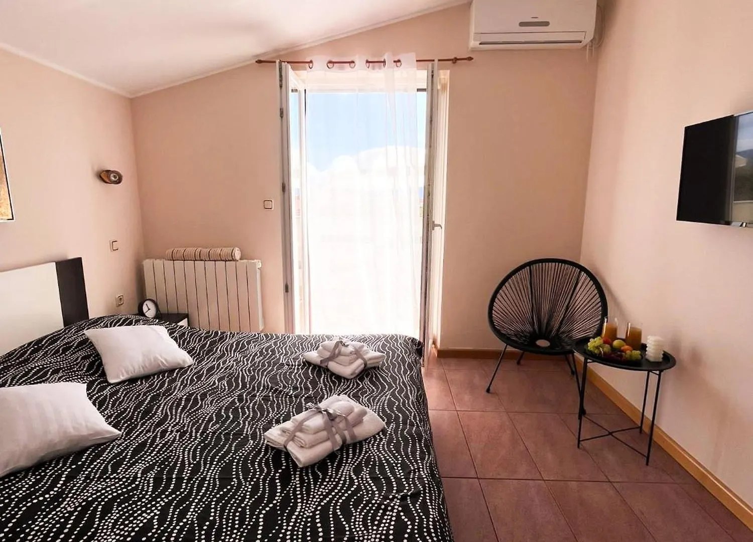 Private Room With Terrace And Free Parking Krk Town